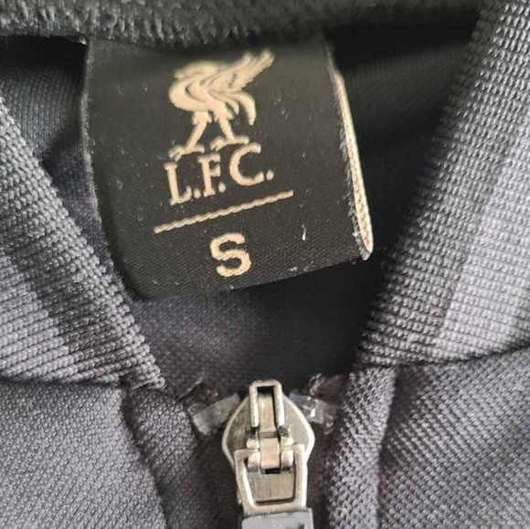 Liverpool LFC All Black Jacket SMALL - Picture 5 of 6